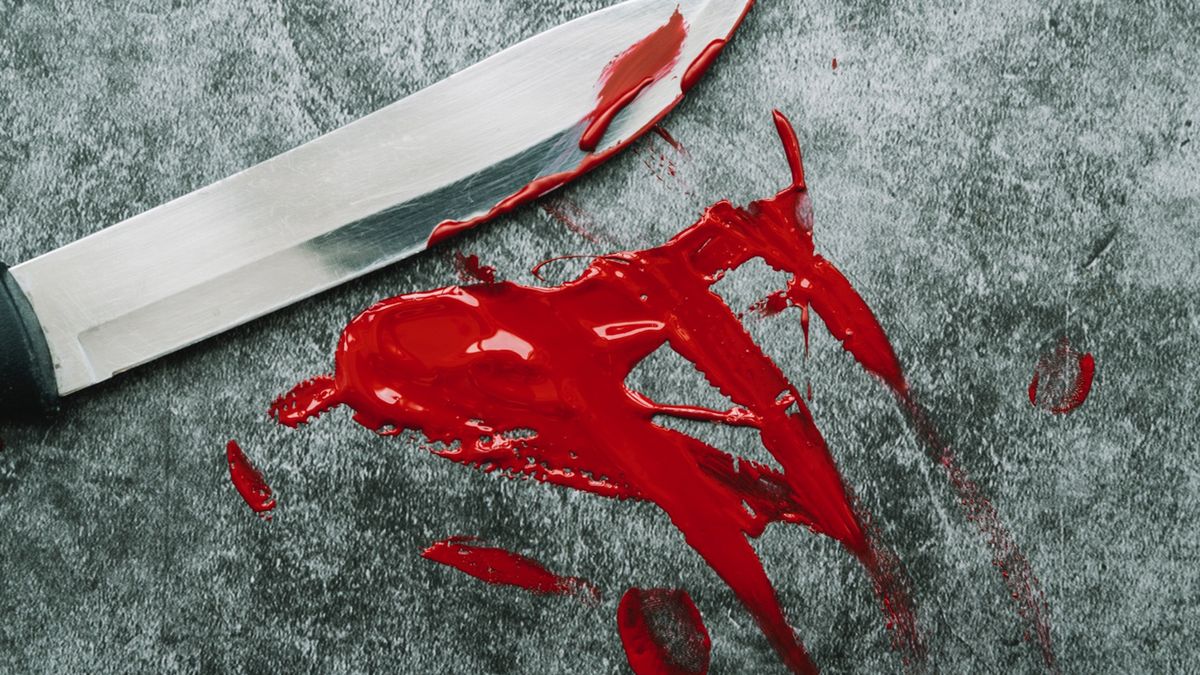 45-latek zmarł prawdopodobnie po tym, jak dźgnięto go nożem