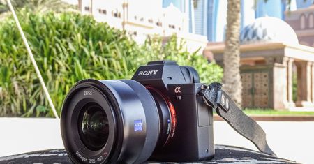 Zeiss Batis 25 mm f/2 - legendarna jakość w nowoczesnym wydaniu [recenzja]