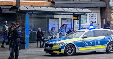 Niemiecka policja kupiła elektryczne radiowozy i jest problem. Akcje przerywane przez wyczerpane baterie