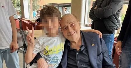 Tak wyglądał Berlusconi kilka dni przed śmiercią. Ostatnie zdjęcie