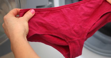 Po co jest kieszonka w majtkach? Wiele kobiet nie ma o tym pojęcia