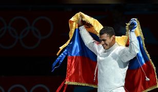 Smutna historia! Złoty olimpijczyk rozwozi jedzenie w Łodzi