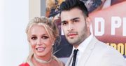 Chłopak Britney Spears też ją kontroluje? Kazał jej ODDAĆ TELEFON podczas transmisji na Instagramie...