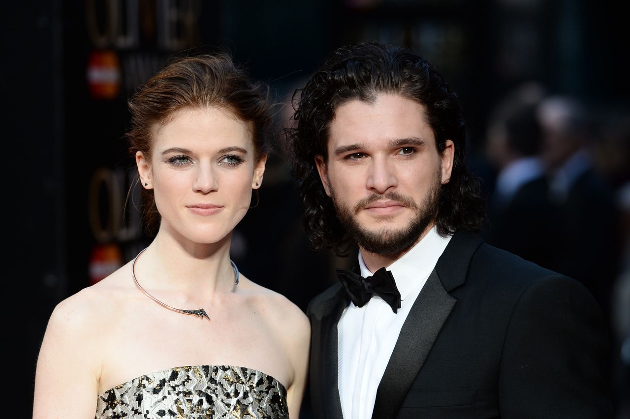 Aktorzy "Gry o tron" zostali rodzicami. Kit Harington i Rose Leslie mają syna