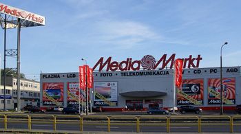 1799 zł zamiast 1999 zł. Taniej w Media Markt