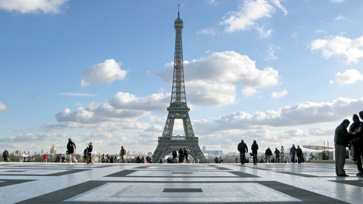 Wieża Eiffla to symbol Paryża i Francji