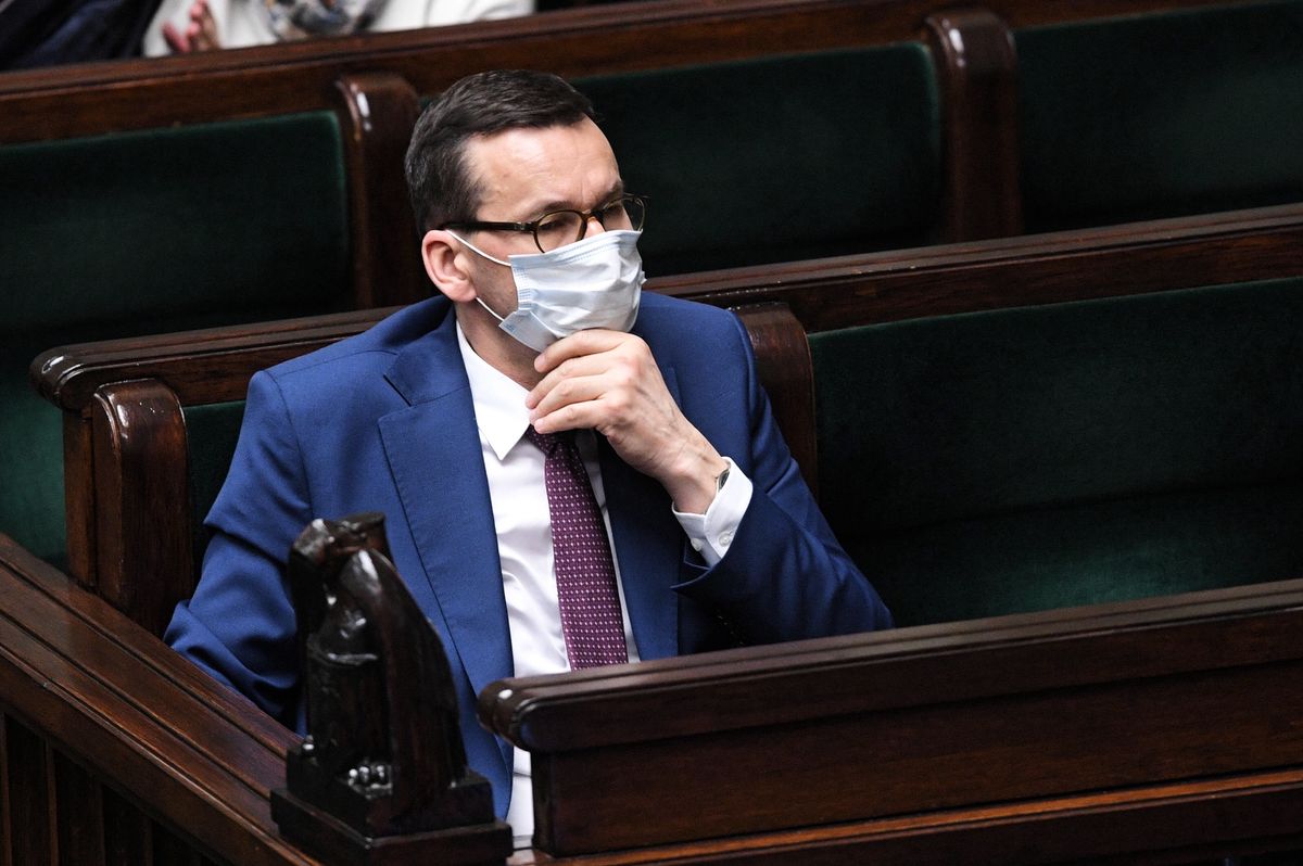 Sejm. Premier Mateusz Morawiecki na sali plenarnej