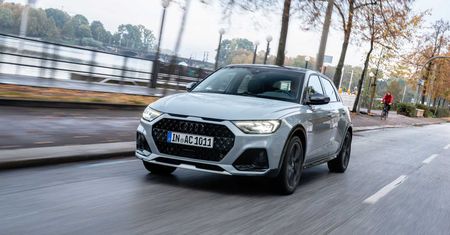 Miało zniknąć z rynku, dostało nową nazwę. Poznajcie Audi A1 Allstreet