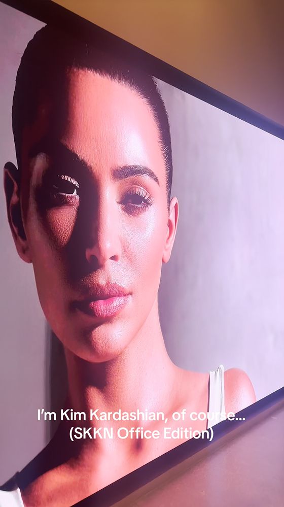 Kim Kardashian pokazała biuro 