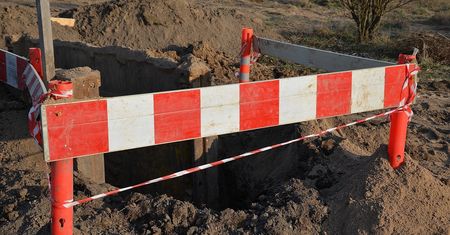 Tragedia przy budowie kanalizacji. Nie żyje 31-letni mężczyzna