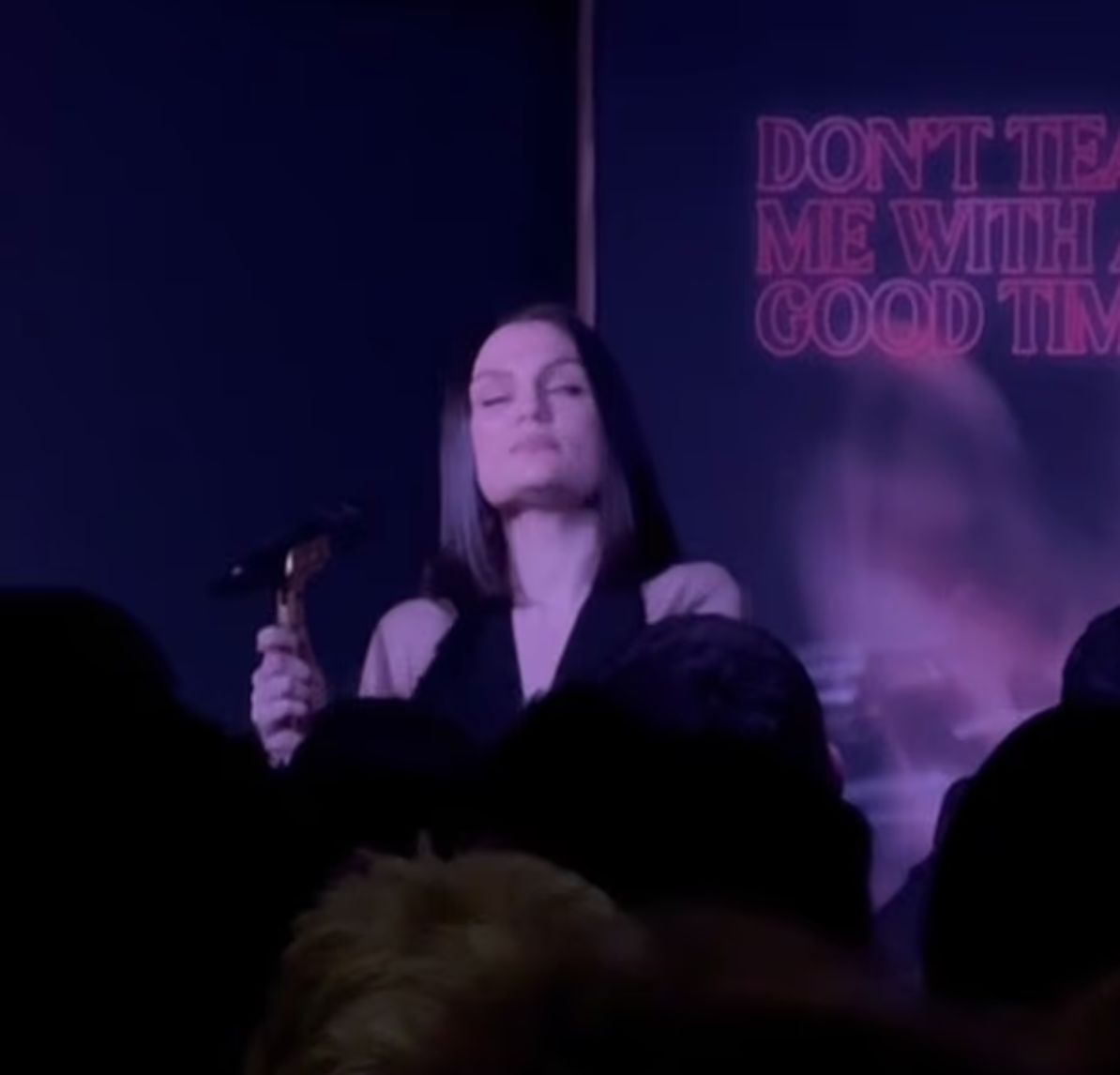 Jessie J rozpłakała się na koncercie