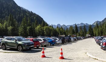 Parking Morskie Oko – gdzie zaparkować i jak kupić bilet?