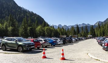 Parking Morskie Oko – gdzie zaparkować i jak kupić bilet?