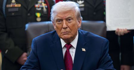 Działo się w nocy. Trump uderza w partnerów Iranu