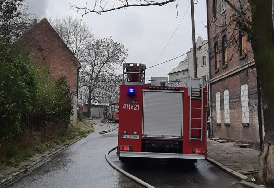 Bytom. Pożar w kamienicy, zginęła jedna osoba