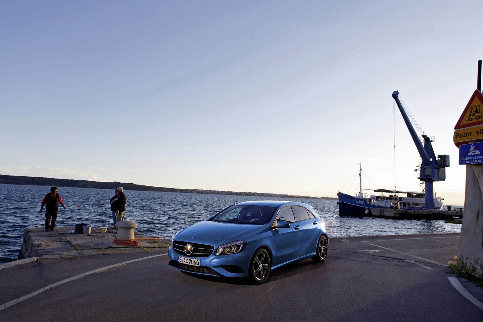 Mercedes-Benz klasy A (W176) - obszerna galeria prosto od producenta 53
