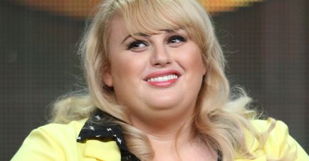 Rebel Wilson odsłoniła brzuch. Tak wygląda po zrzuceniu kilogramów