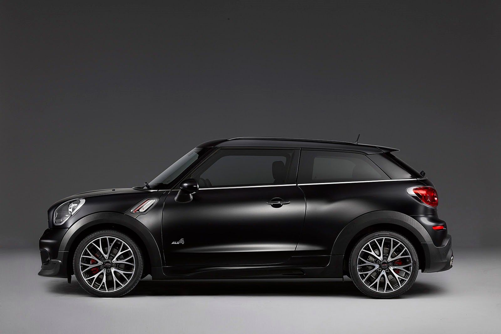 Mini Paceman Dark Knight