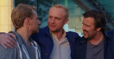 Tej nocy warto pójść spać później. Polsat zaserwuje komedię bez hamulców