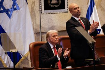 "Washington Post" o Trumpie. Pisze o "pokoleniowym osiągnięciu"