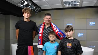 GOŚĆ DNIA. Paweł Bień, prezes Wiernej Małogoszcz, o ogromnych zmianach na stadionie, sponsorach, Rafale Grzybie, meczu z Koroną III Kielce