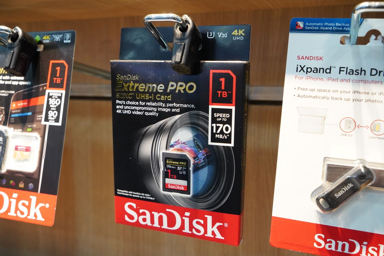 SanDisk Extreme PRO SD UHS-I o pojemności 1 TB to najszybsza karta na rynku