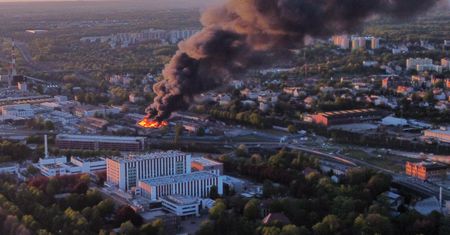 Kłęby dymu nad Gliwicami. Skomplikowana akcja gaśnicza
