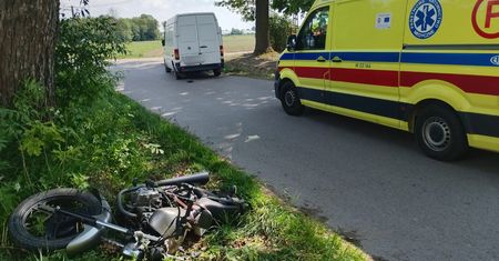 Zderzenie busa z motocyklem w gminie Czerwińsk nad Wisłą. Lądował śmigłowiec LPR!