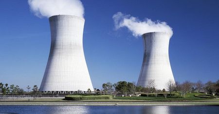 Budowa polskiego atomu coraz bliżej. GDOŚ daje zielone światło