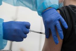 Niemcy. Zgłaszają się tysiące pacjentów "zaszczepionych" solą fizjologiczną