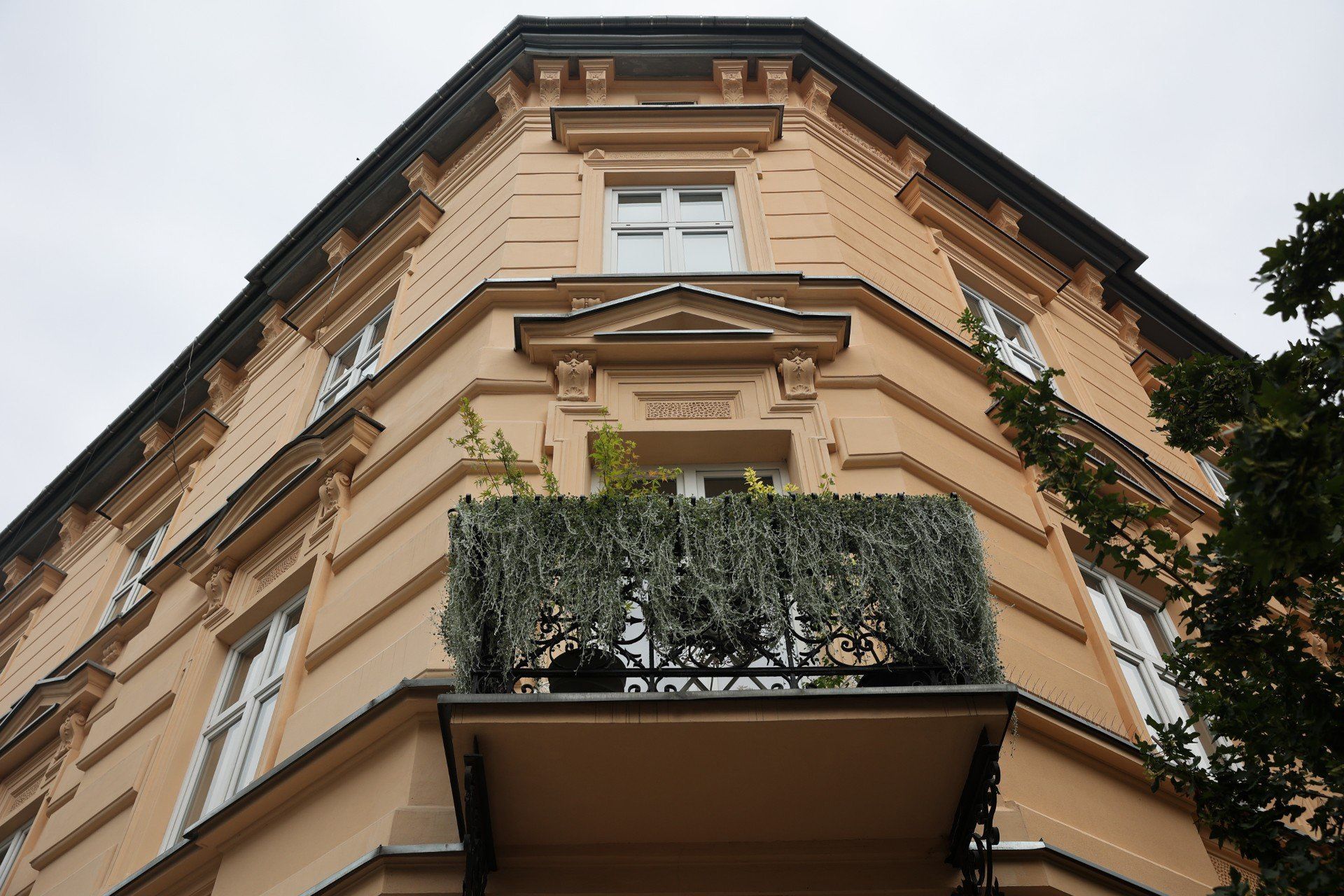 XIX-wieczna kamienica przy ul. Siemiradzkiego 11 przeszła remont ze wsparciem SKOZK i gminy Kraków