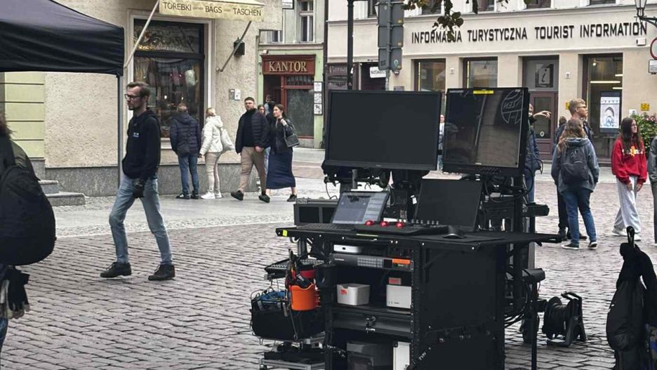 Filmowcy na starówce. Kręcili drugą część komedii romantycznej