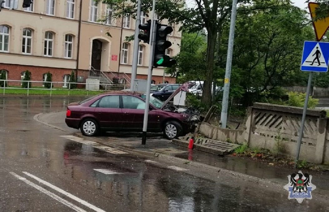 W Wałbrzychu skradziono audi. Za kierownicą 13-latek