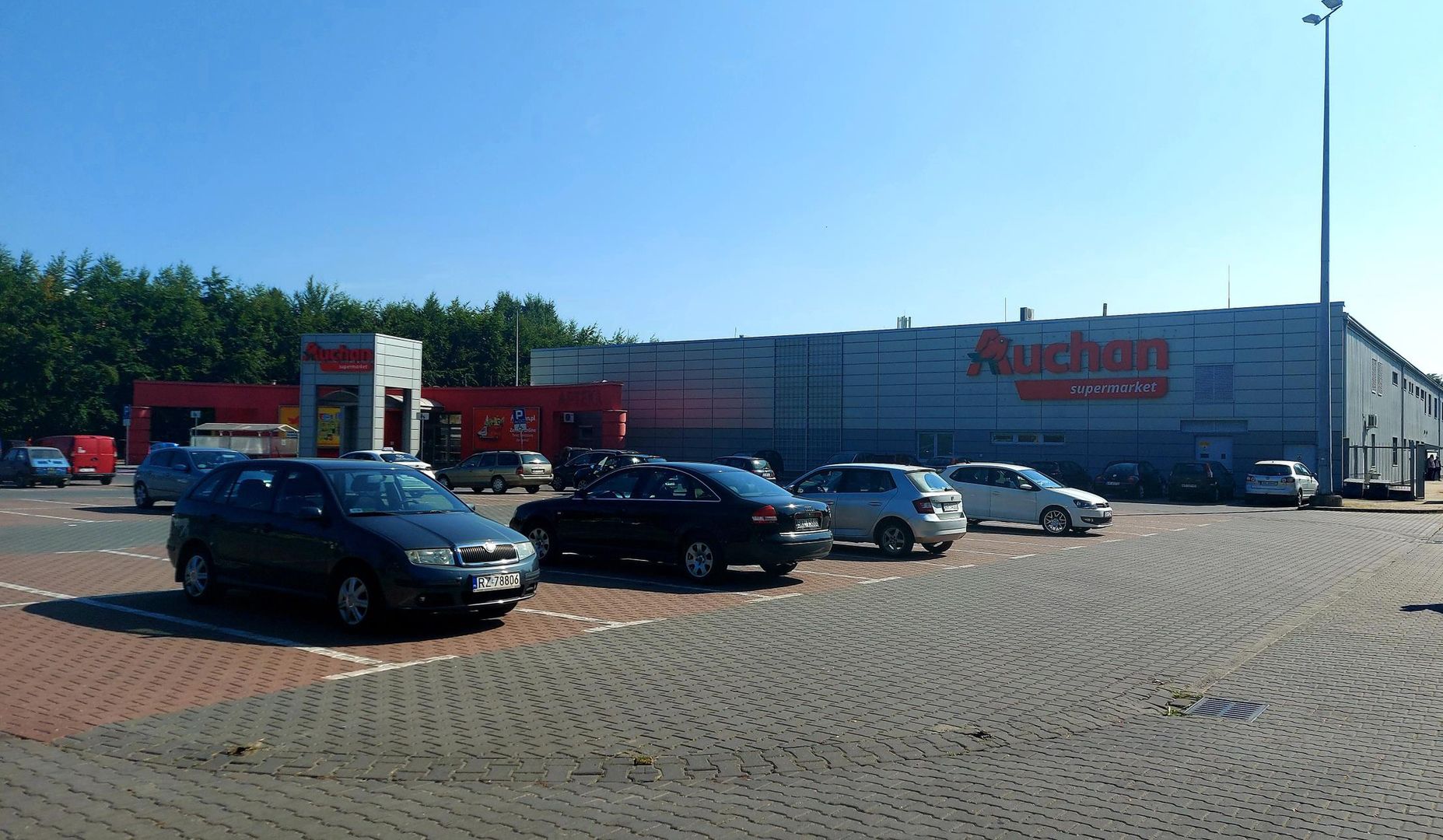 W Auchan zakupy często robiła Para Prezydencka.