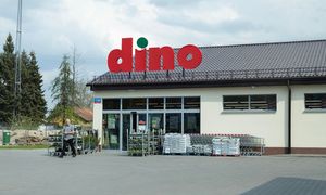 Wystawili przed Dino. To absolutna nowość. Klienci mocno zdziwieni