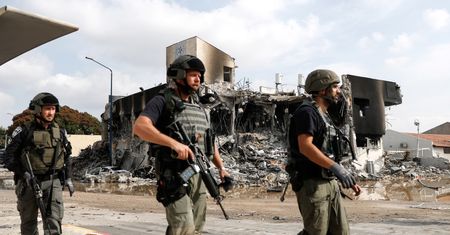 Izrael oficjalnie ogłosił, że jest w stanie wojny. Decyzja zapadła w nocy