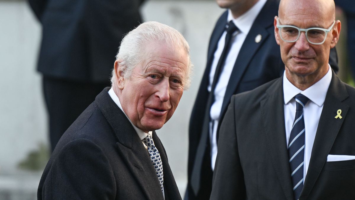 KRAKOW, POLAND - JANUARY 27: King Charles III arrives to the Jewish Community Center King Charles III before attending the commemoration service at the Auschwitz-Birkenau Museum and Memorial on January 27, 2025 in Krakow, Poland. The commemorations mark the 80th anniversary of the liberation of the former German Nazi concentration camp on 27th January 1945. (Photo by Omar Marques/Getty Images)