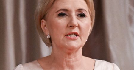 Zauważalna zmiana u Dudy. Ekspert dostrzegł gołym okiem
