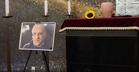 Pogrzeb Marcela Łozińskiego. Znani pożegnali wybitnego reżysera