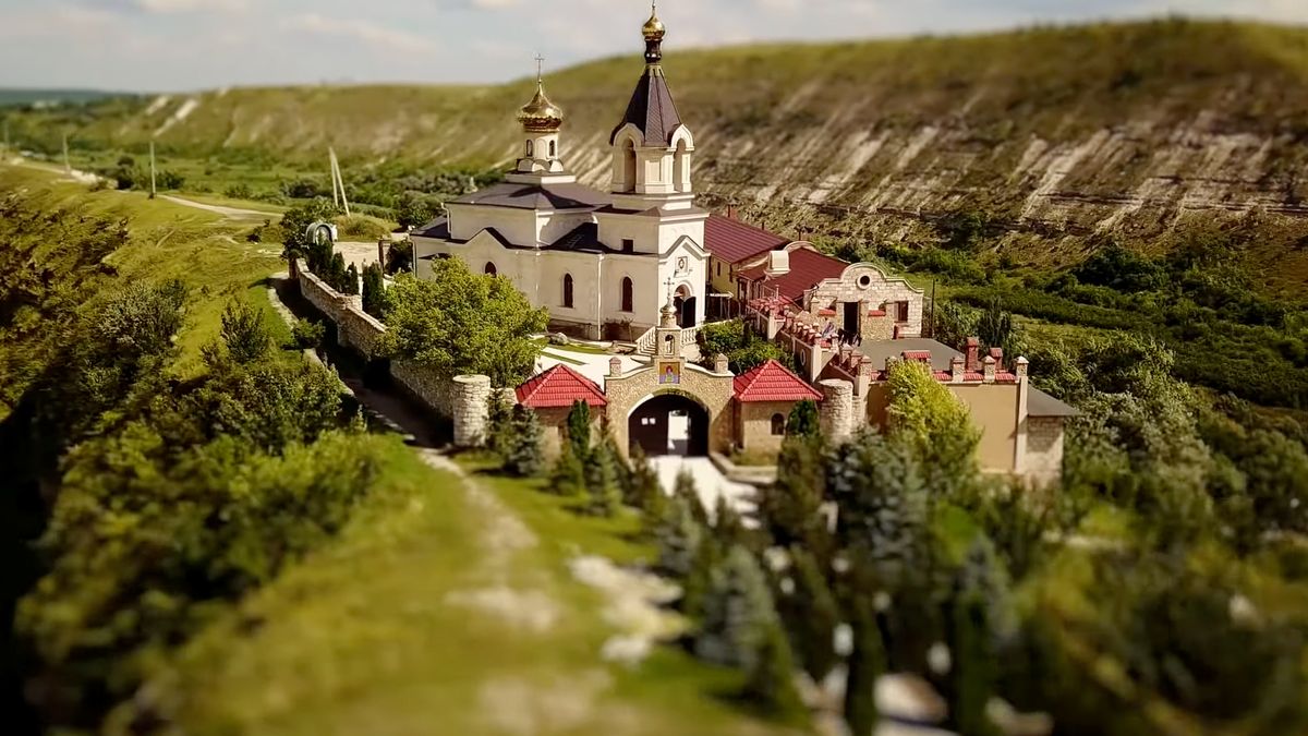 Mołdawia w formie miniatury. Wszystko dzięki filmowi poklatkowemu w technice tilt-shift 1