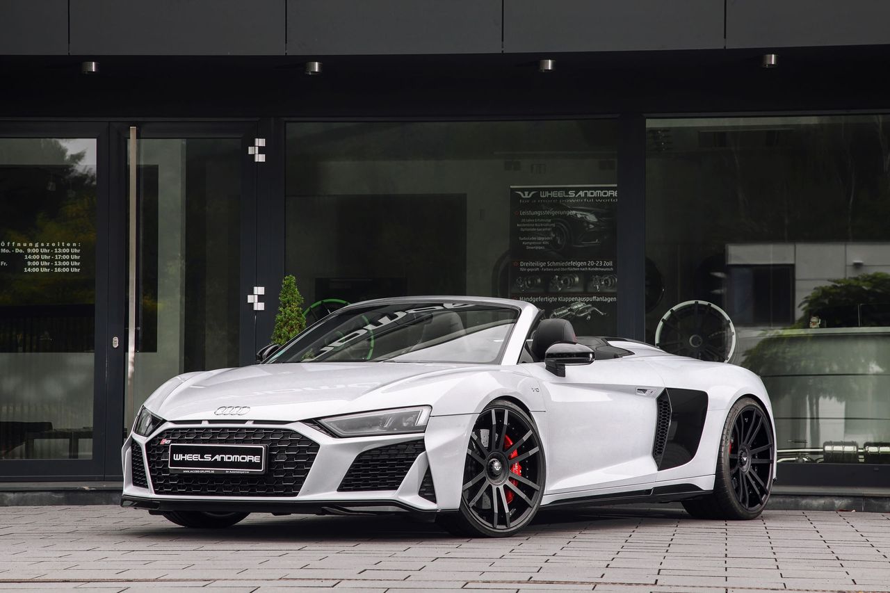 Audi R8 Spyder Wheelsandmore pojedzie 357 km/h i to bez dachu. To zasługa 1035-konnego napędu