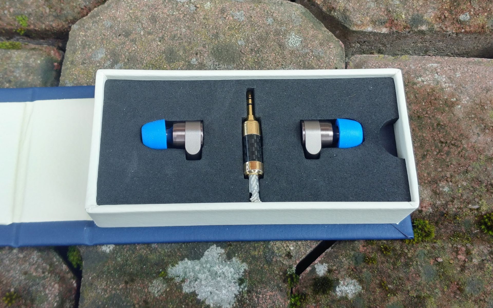 Tin Audio T2 - trudno o drugie takie słuchawki w tej cenie [TEST] 2