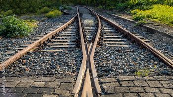 Łódź: Ponad 13 kilometrów torów jest już na placu budowy tunelu średnicowego. Kiedy rozpocznie się ich montaż po ziemią?
