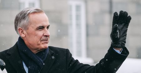 Słupki skoczyły w górę. Mark Carney zyskuje poparcie po przemówieniu w Davos