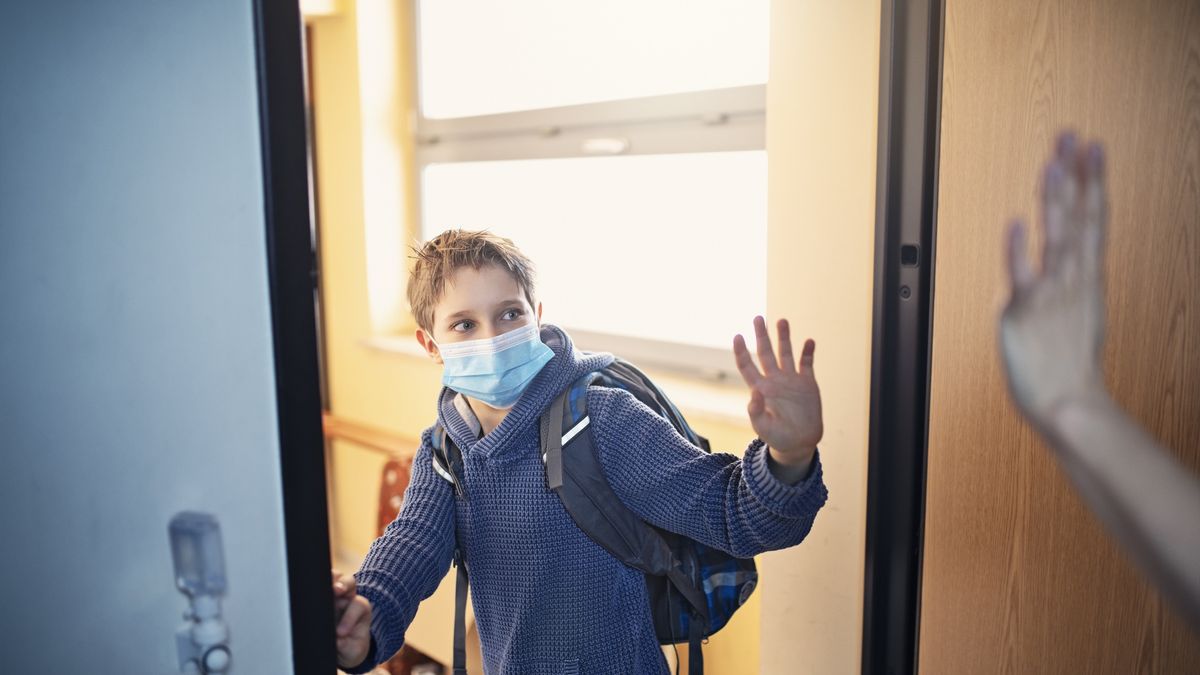 Koronawirus w Polsce. Co Polacy sądzą o luzowaniu obostrzeń?