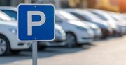Malbork: Mieszkańcy mają oko na te parkingi sezonowe. Dzierżawca miejskich nieruchomości odpowiada, dlaczego był nieporządek