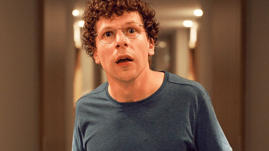 Jesse Eisenberg w filmie "Prawdziwy ból"