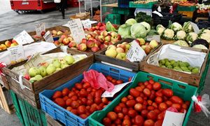 Owoce i warzywa pod lupą IJHARS. Wykryto rażące błędy