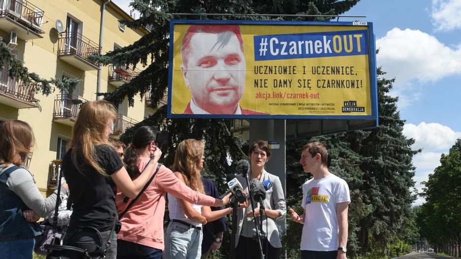 Akcja bilbordowa "Czarnek Out"