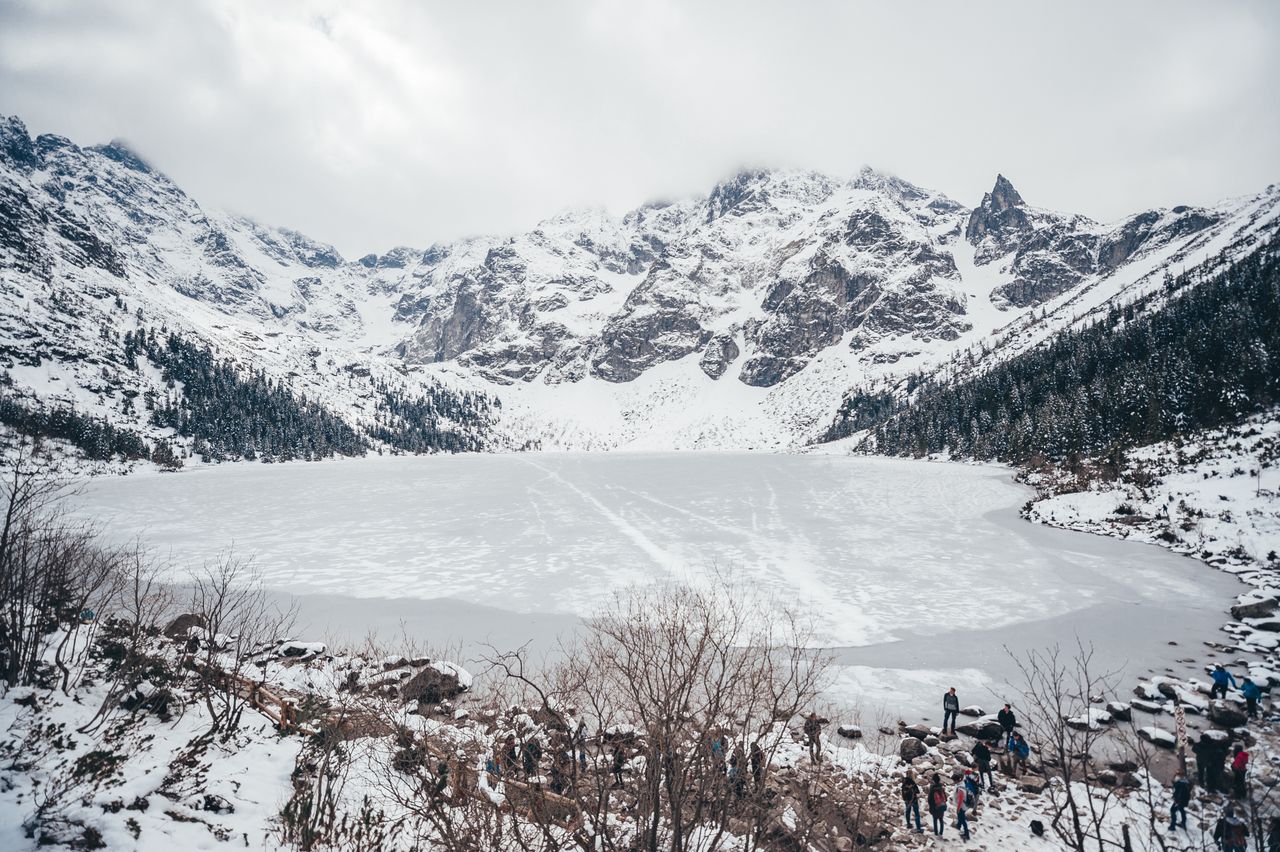 Morskie Oko zimą